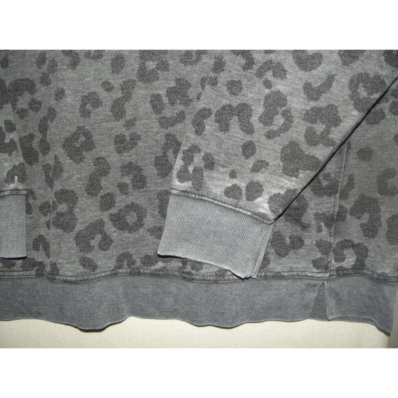 French Terry Sweatshirt Womens 3X Gray Leopard Print V-Neck Relaxed Fit - Picture 9 of 13